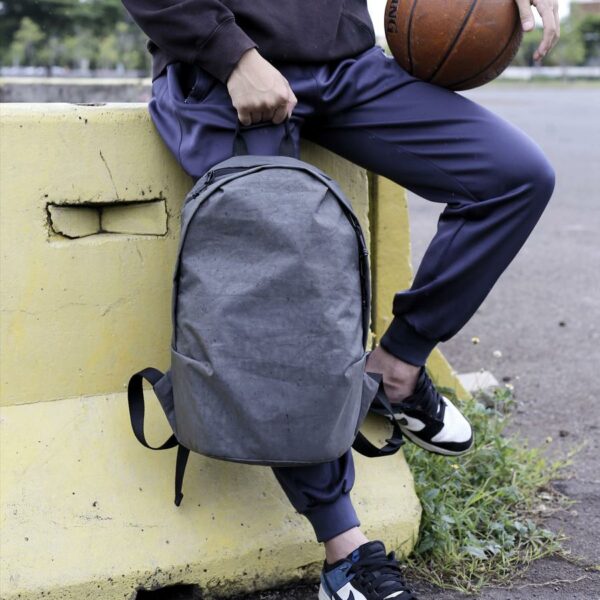 UrbanLITE Backpack - Image 3